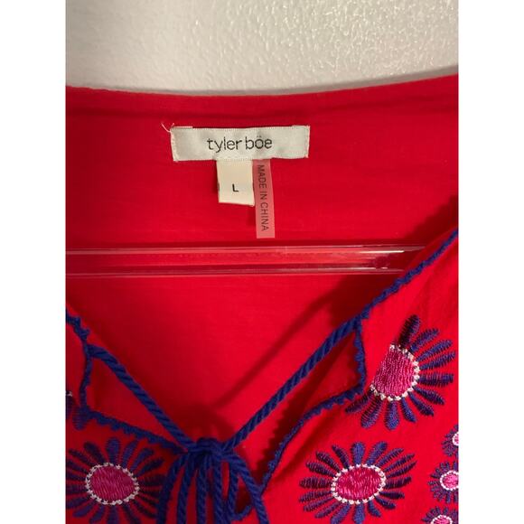 Tyler Boe Flame Holly V Neckline Embroidered Topper with Tassel Ties size large - Picture 6 of 10